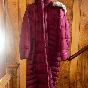 Eddie Bauer Women's Ski & Snow Jacket - Burgundy